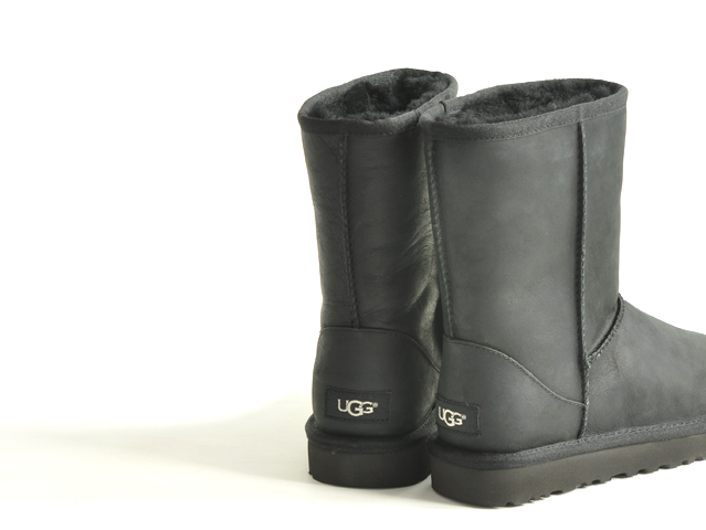 UGGクラシックショート レザー