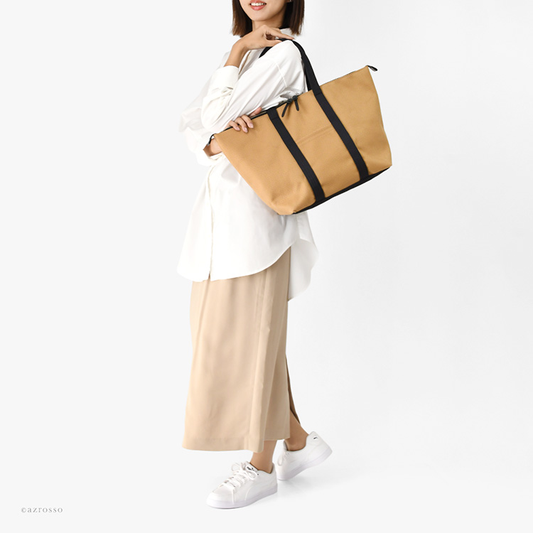 モデル画像　カーキ
