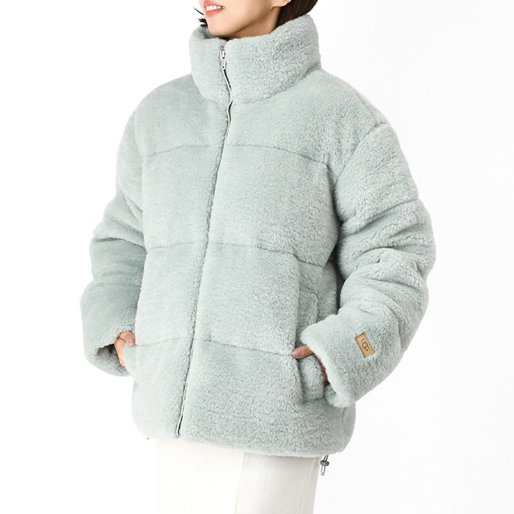 UGGのもこもこアウター