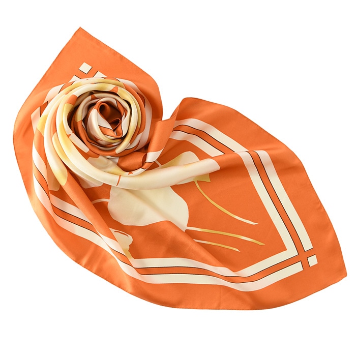 オレンジのシルクスカーフ1