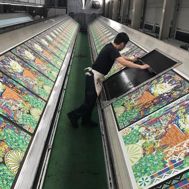 横浜スカーフの工場風景